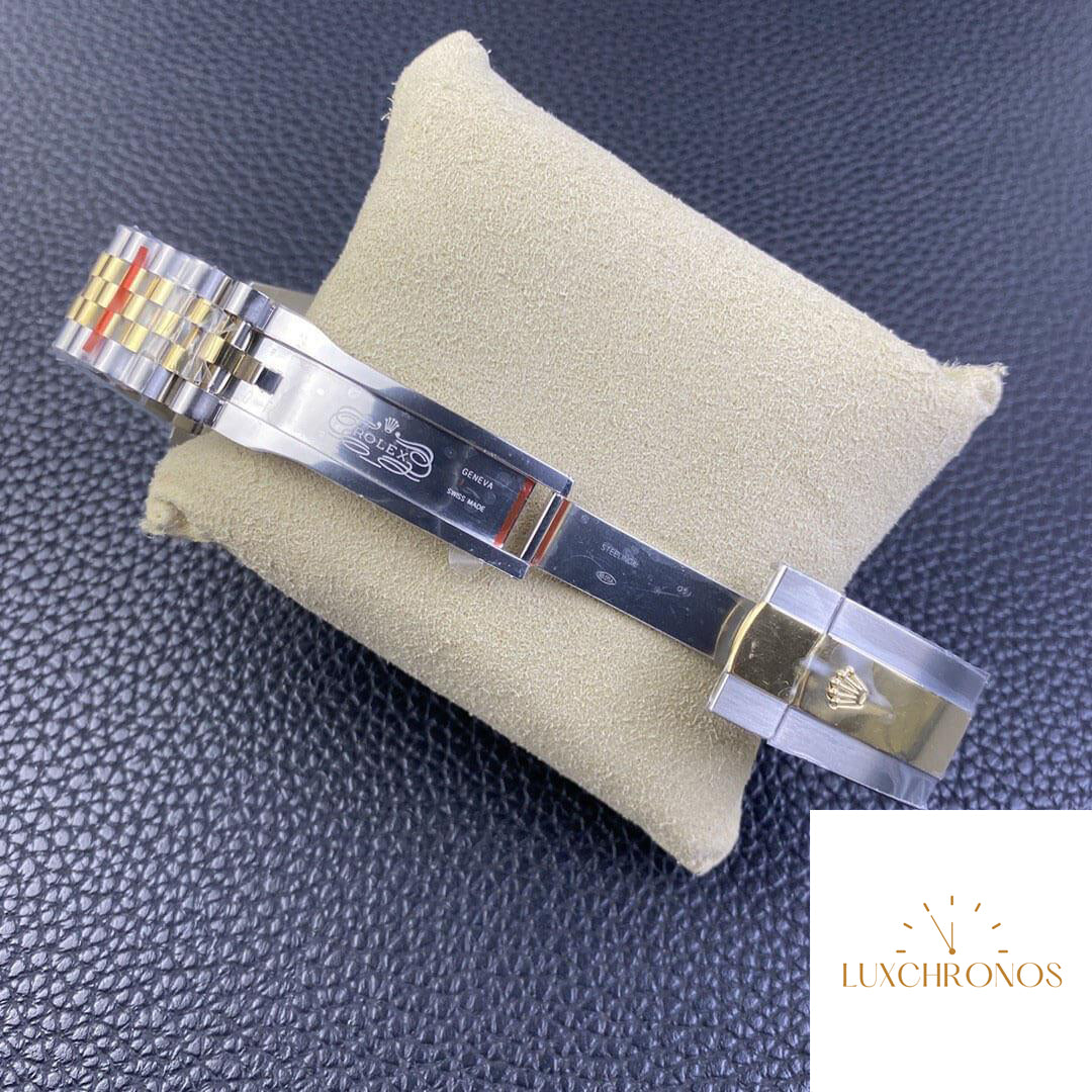 Replica Rolex Sky Dweller M336933-0004 1:1 Best Edition Noob Factory V2 Black Dial