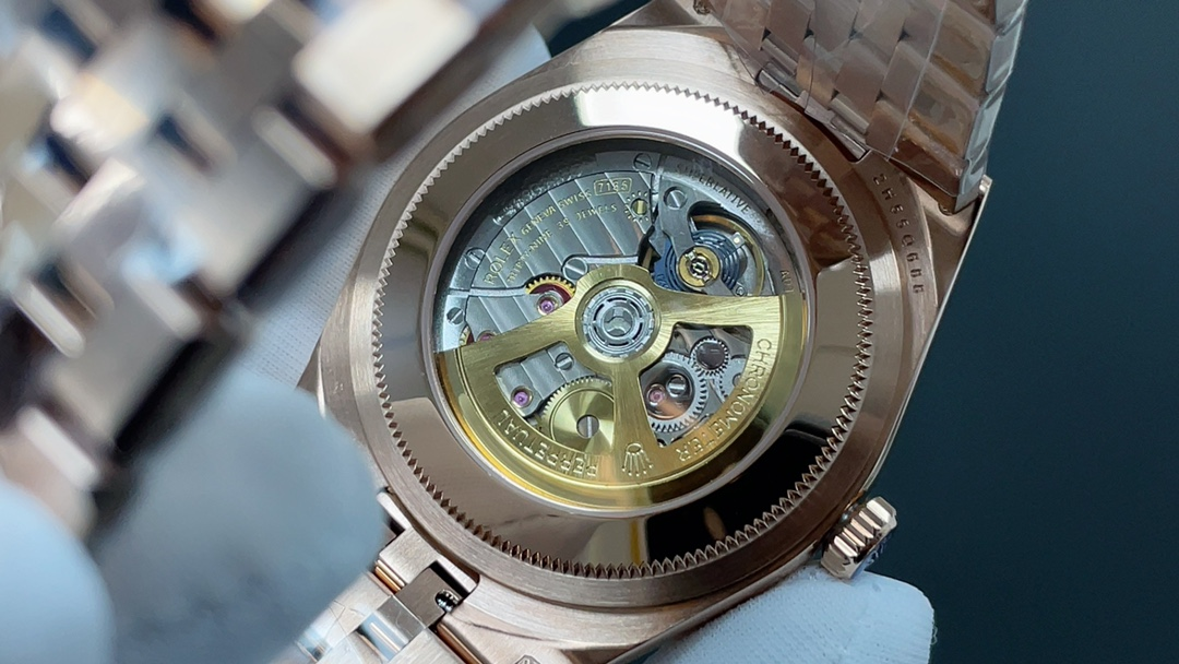 Replica Rolex Land‑Dweller