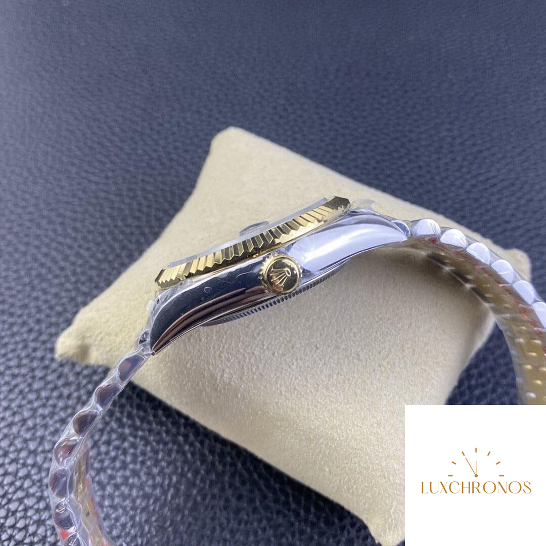 Replica Rolex Sky Dweller M336933-0004 1:1 Best Edition Noob Factory V2 Black Dial