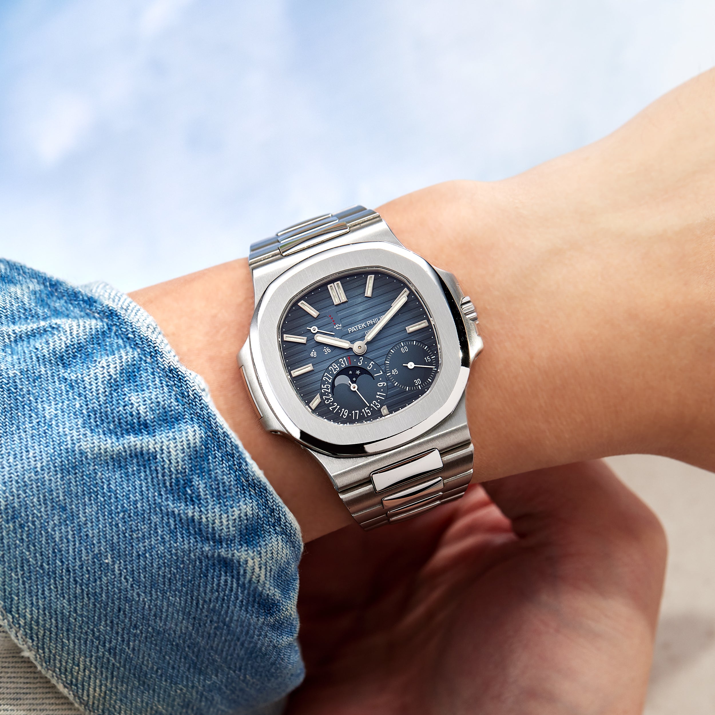 Patek Philippe Nautilus 5712/1A-001 40MM 1:1 Best Edition PPF Factory Dark Blue Dial Stainless Steel Strap