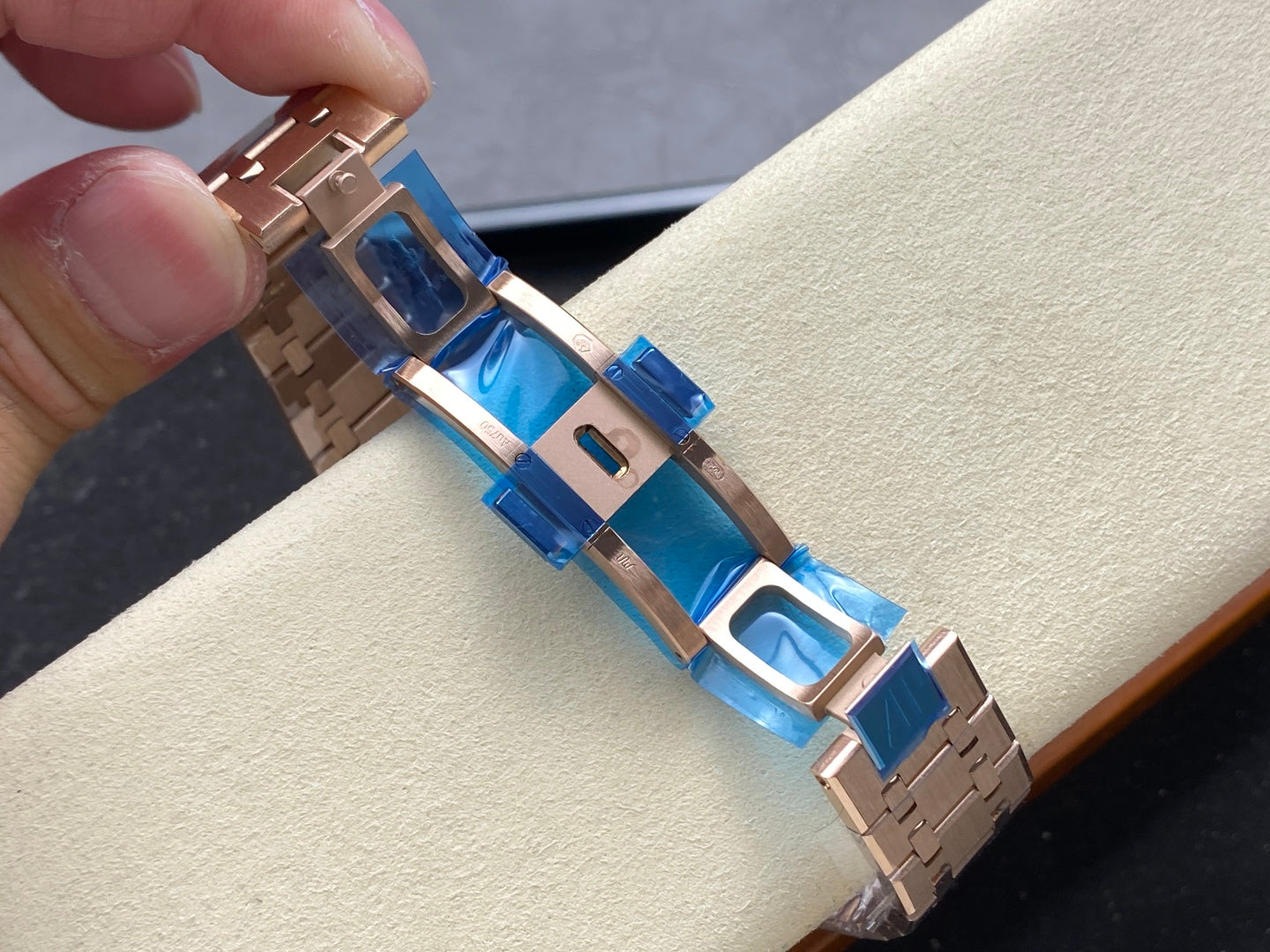 APS factory Audemars Piguet 26240 4401 integrated timing movement 41mm