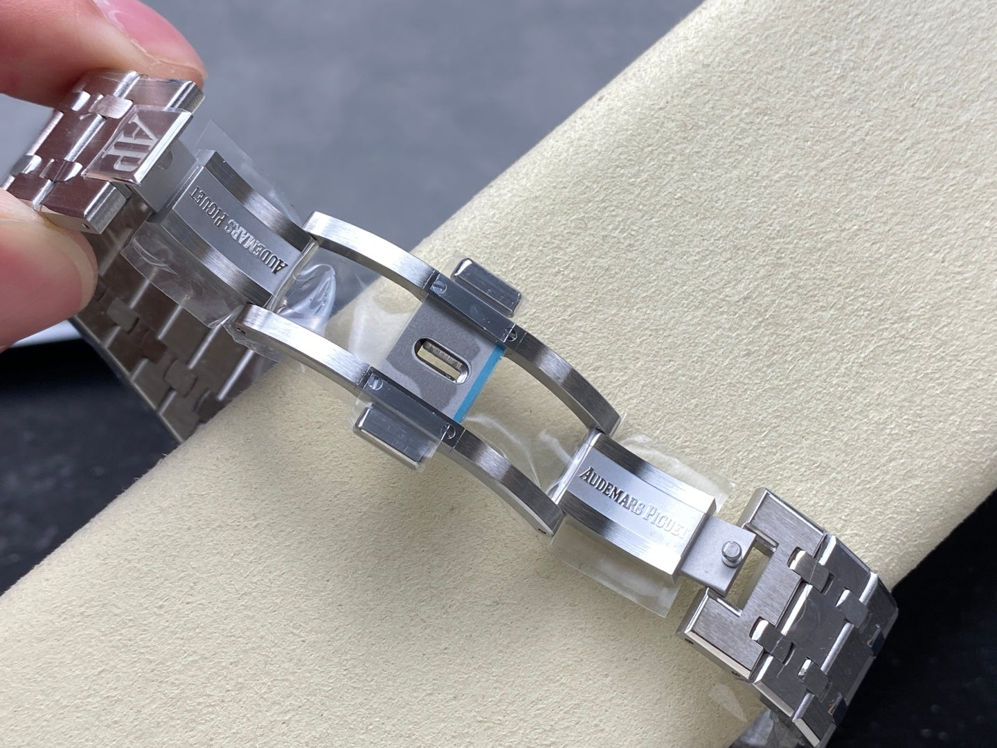 APS factory Audemars Piguet 26240 4401 integrated timing movement 41mm