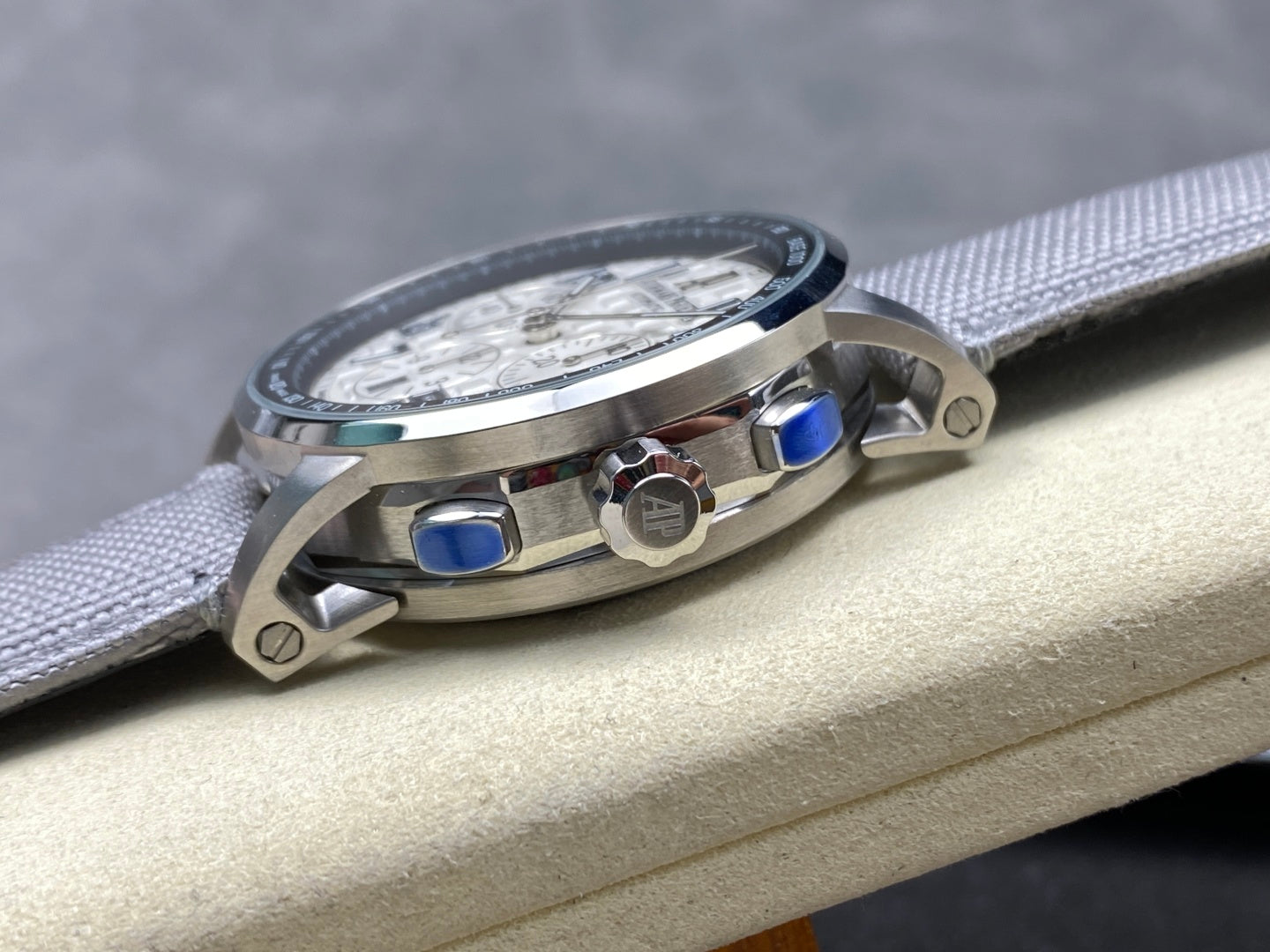 AP Audemars Piguet Code Royal Oak 26048 Offshore 41mm Timing Mechanical Watch