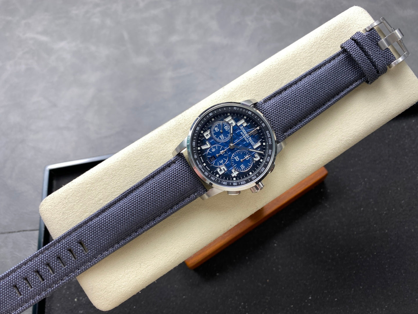 AP Audemars Piguet Code Royal Oak 26048 Offshore 41mm Timing Mechanical Watch