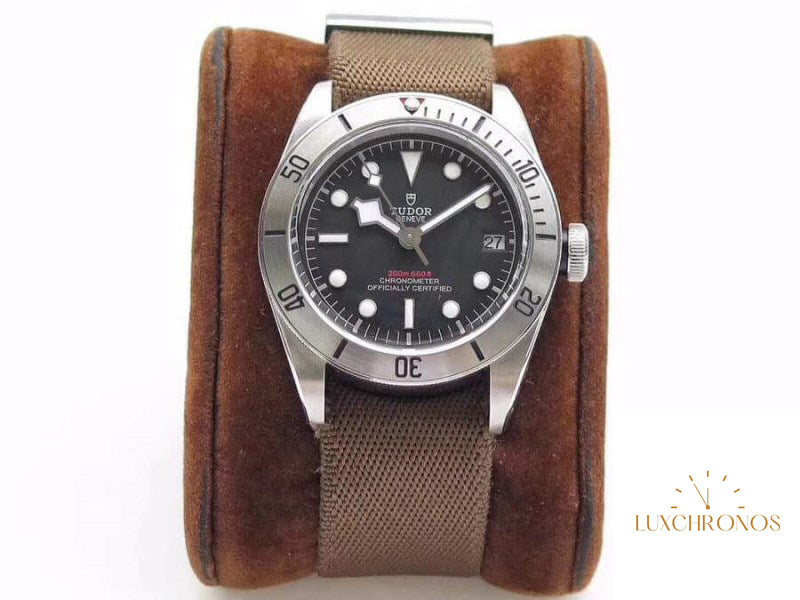 Replica Tudor Heritage Black Bay 79730-0002 ZF Factory Men Watches 1:1 Best Edition Swiss ETA2824-2 Brown Nato Strap