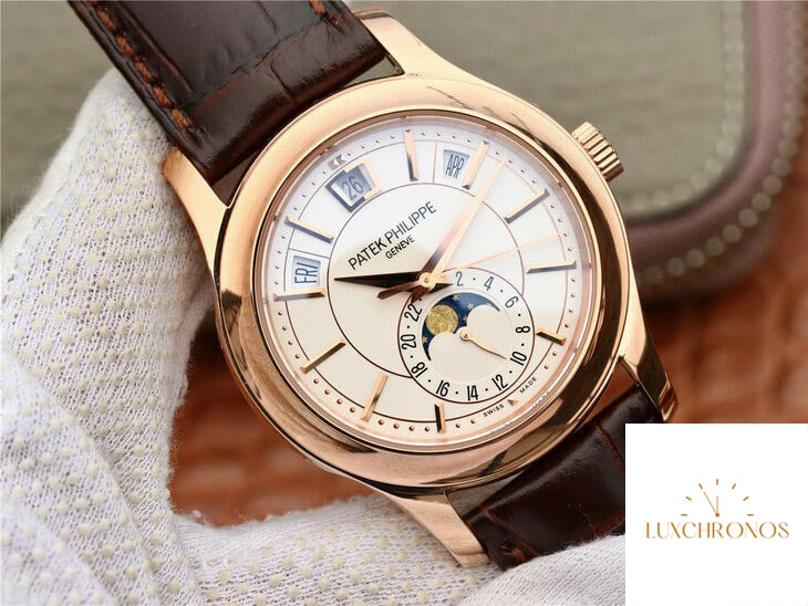 Patek Philippe Complications 5205R-001 1:1 Best Edition KM Factory Milky White Dial