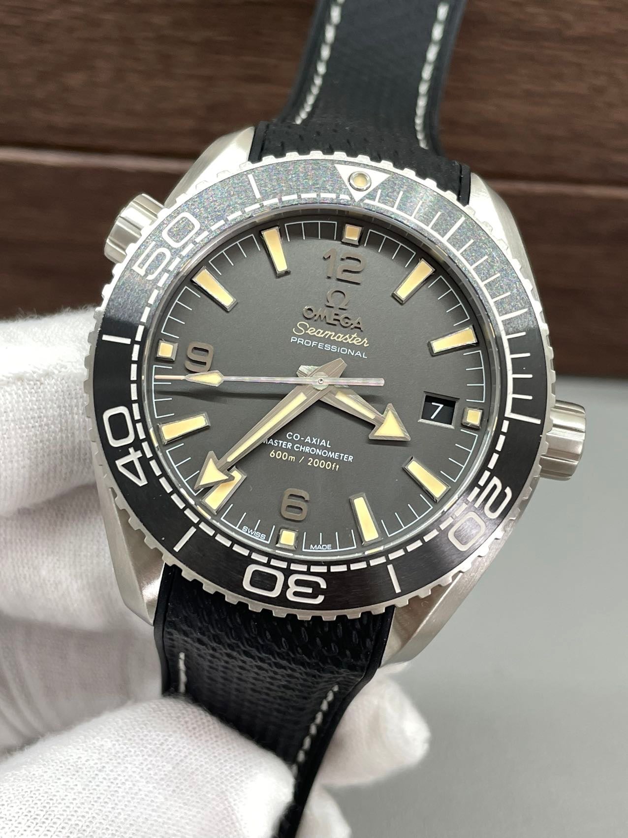 Omega Seamaster Planet Ocean 600M 215.32.44.21.01.002 VS Factory 1:1 Best Edition