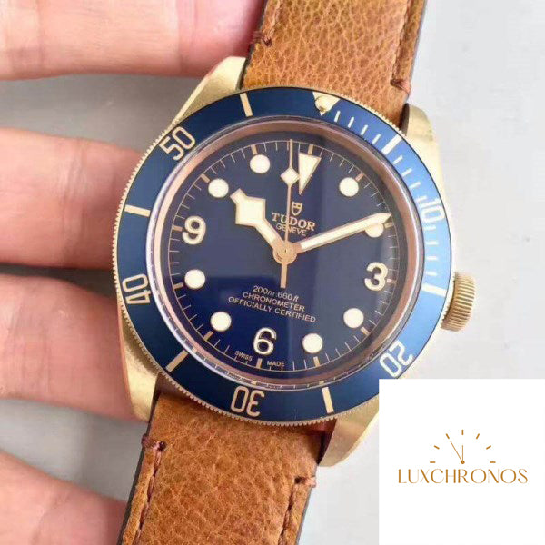 Replica Tudor Heritage Black Bay M79250BM ZF Factory 1:1 Best Edition Swiss ETA2824-2 Superlumed Dome-shaped Blue Dial