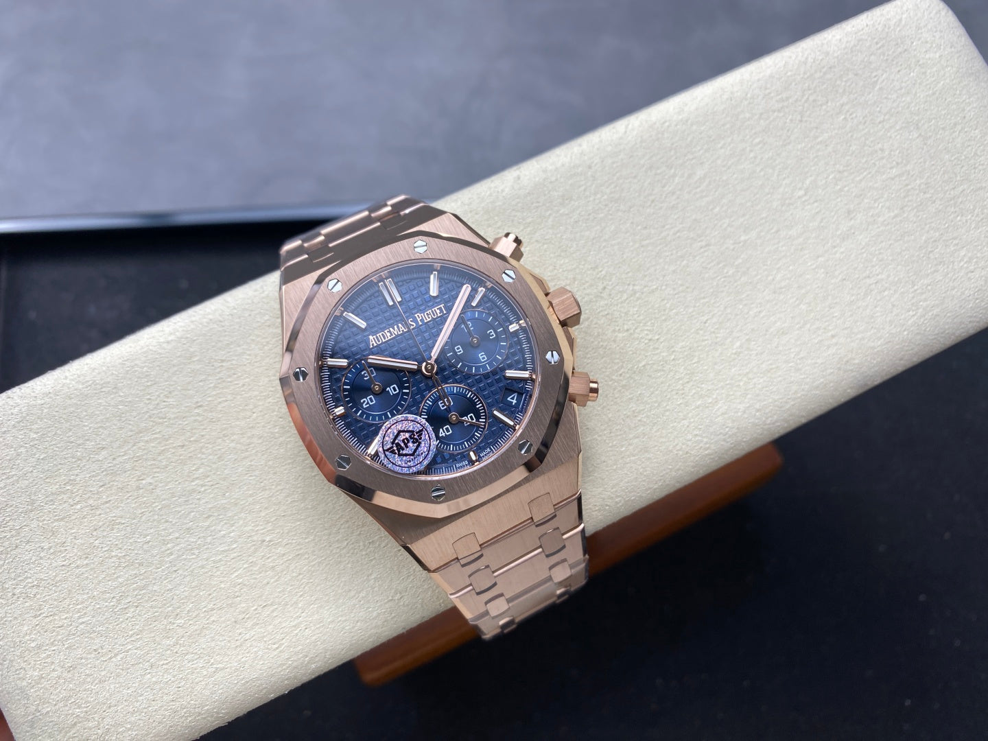 APS factory Audemars Piguet 26240 4401 integrated timing movement 41mm