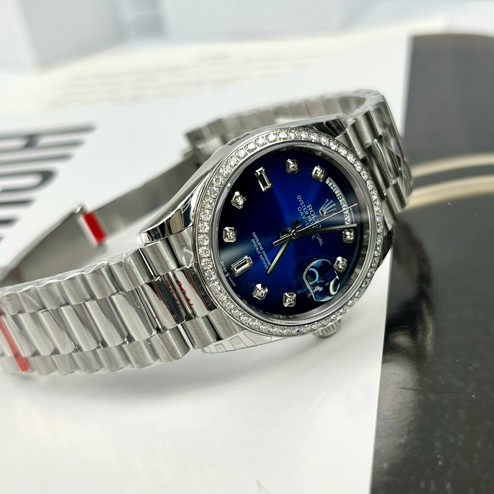 Rolex Day Date M128349RBR-0016 Stone Bezel 1:1 Best Edition EW Factory Blue Dial 36mm