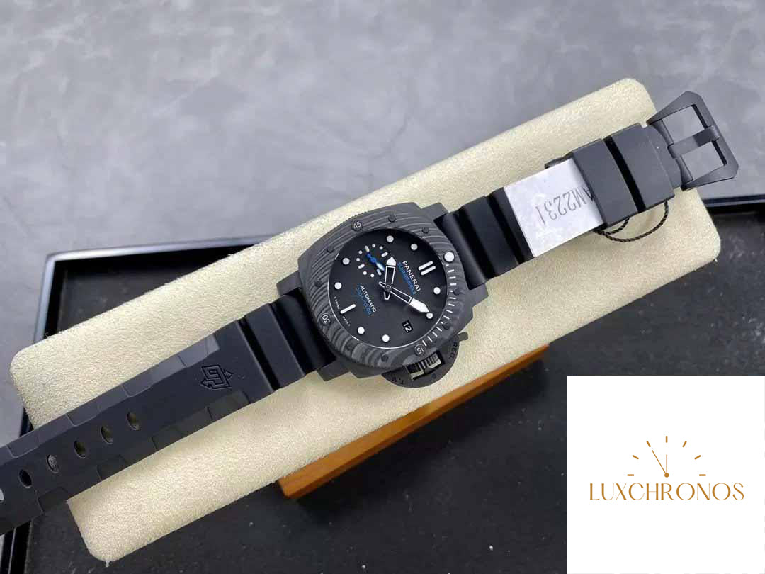 Panerai Luminor Submersible Carbotech 42mm Pam02231 VS Factory 1:1 Best Edition