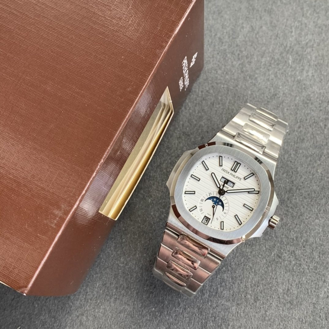 Patek Philippe Nautilus 5726 1:1 Best Edition White Dial Stainless Steel